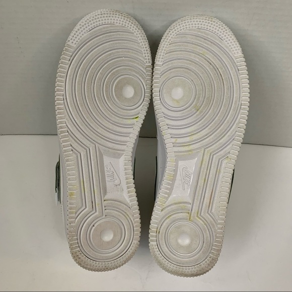 Nike Air Force 1 Mid Sneakers - Picture 6 of 7